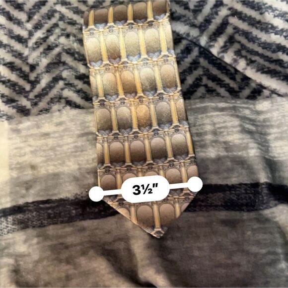 Vintage Don Loper Beverly Hills Patterned Necktie - 3.5 Inch Width - Picture 4 of 8